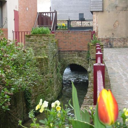 Logis-Hotel & Restaurant Le Carnot Bolbec Bagian luar foto