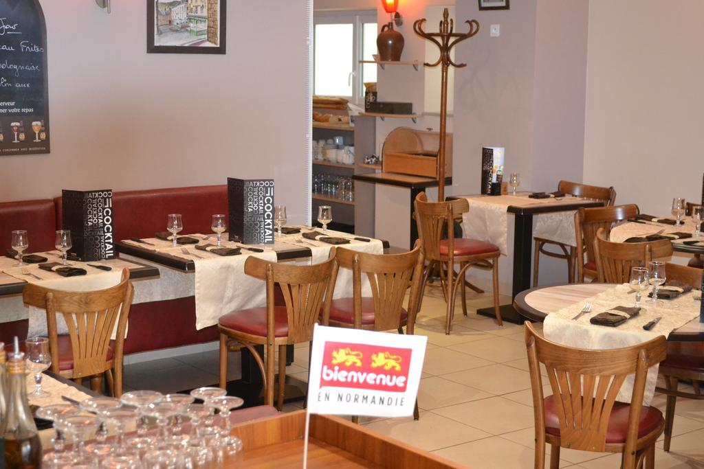Logis-Hotel & Restaurant Le Carnot Bolbec Bagian luar foto