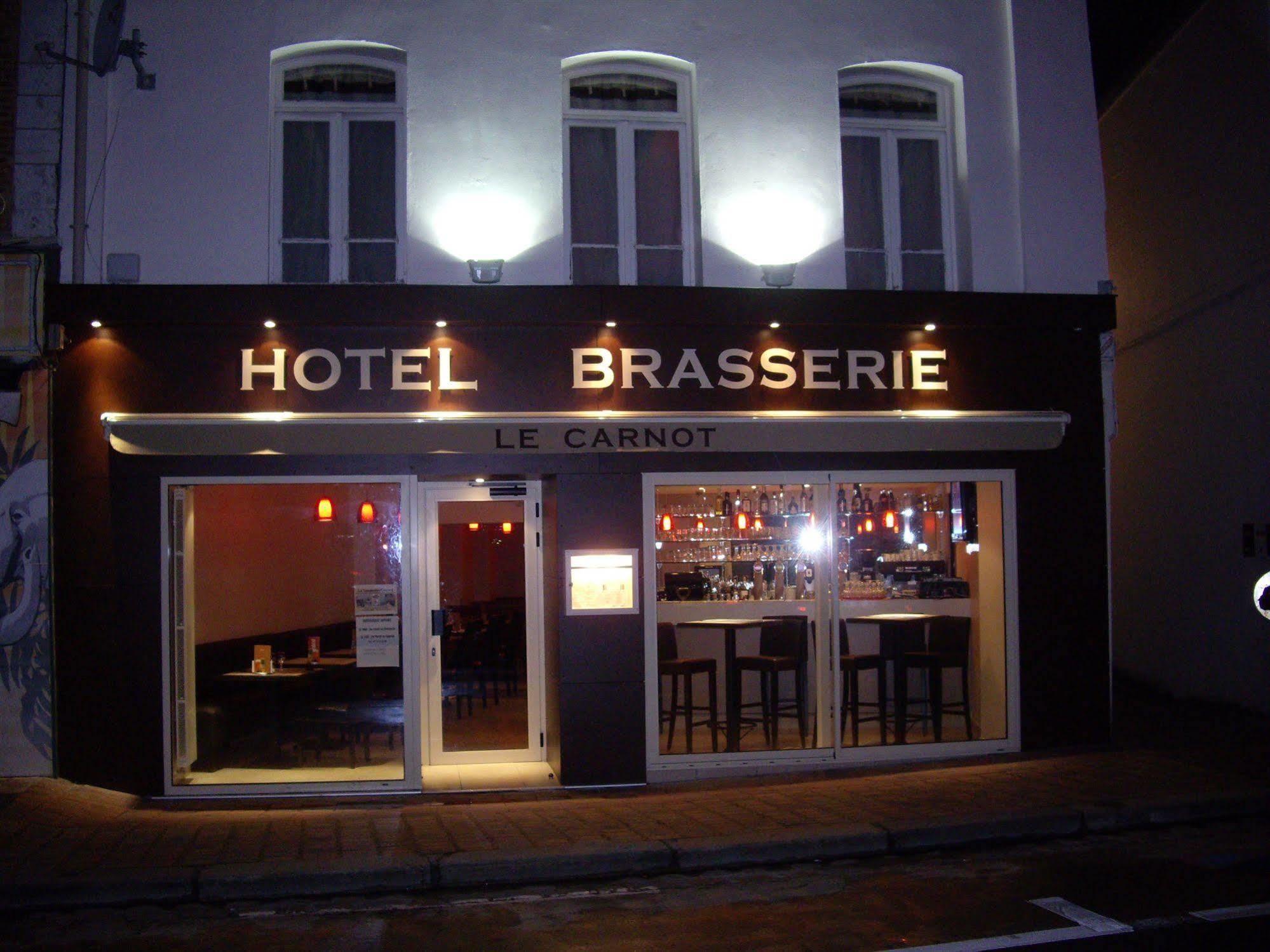 Logis-Hotel & Restaurant Le Carnot Bolbec Bagian luar foto